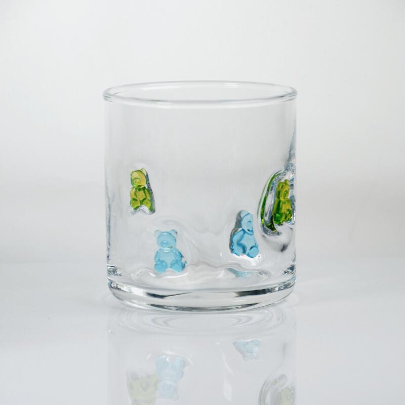 kwaliteit Handgeblazen Gummy Bear Icon Glas, 400 ml heldere tumbler met schattige kleurrijke beer, leuk Whiskey Juice Glas voor kinderen volwassenen, schattig Barware cadeau fabriek