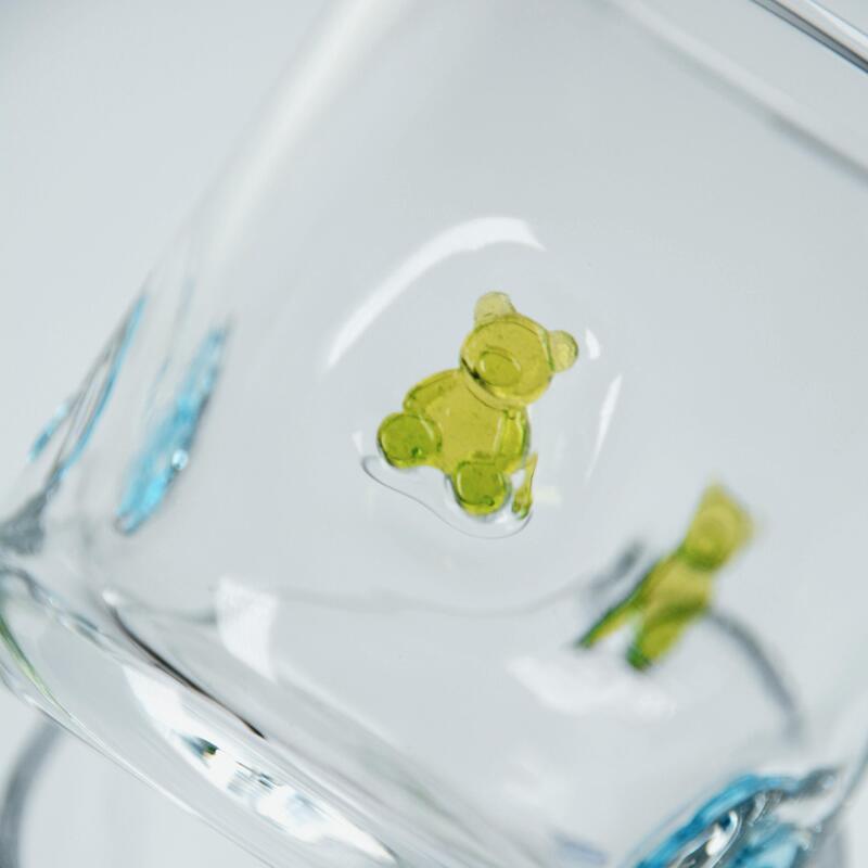 kwaliteit Handgeblazen Gummy Bear Icon Glas, 400 ml heldere tumbler met schattige kleurrijke beer, leuk Whiskey Juice Glas voor kinderen volwassenen, schattig Barware cadeau fabriek