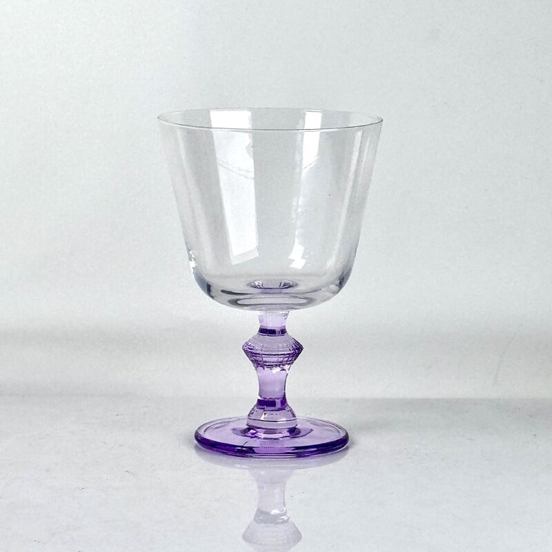 kwaliteit 4‑Pack Vintage Purple Stem Wine Glasses, Assorted Shapes Clear Cup with Decorative Purple Stem, Handblown Glass Goblets for Wedding Party Home Tabletop Decoration fabriek