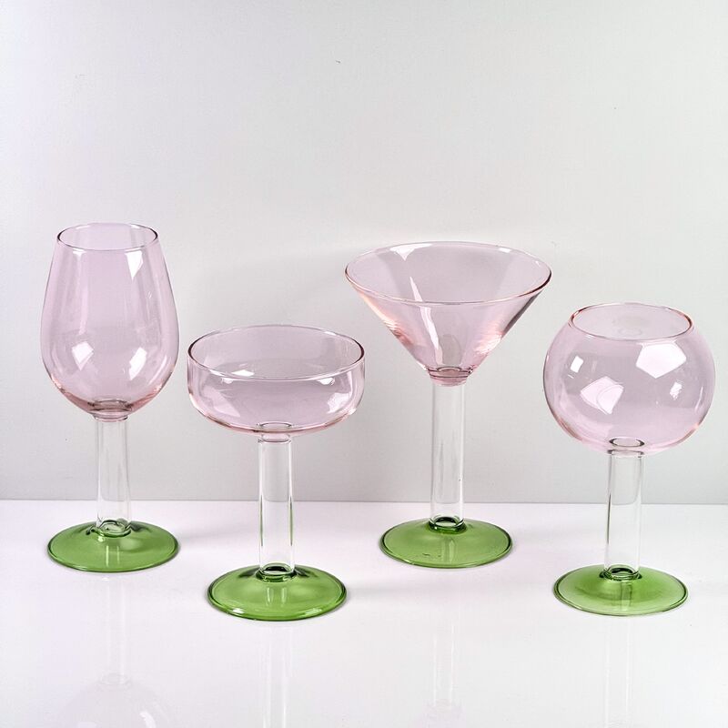 Kwaliteit Hand Blown Borosilicate Stemmed Wine & Cocktail Glass Set, Pink Bowl with Green Hollow Stem Base, Colored Spray Tinted Art Goblets for Bar, Wedding & Table Decor fabriek