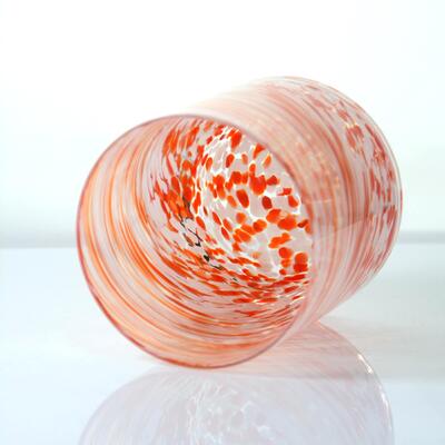 kwaliteit Hand-blown Orange Swirl Confetti Glass Cup - Artisan Crafted Drinking Glass for Whiskey and Cocktails fabriek