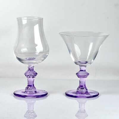 kwaliteit 4‑Pack Vintage Purple Stem Wine Glasses, Assorted Shapes Clear Cup with Decorative Purple Stem, Handblown Glass Goblets for Wedding Party Home Tabletop Decoration fabriek