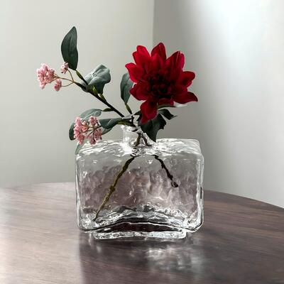 kwaliteit Rectangular Clear Hammered Glass Vase - Modern Minimalist Decorative Flower Vase for Table Centerpiece fabriek