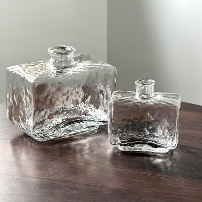 kwaliteit Rectangular Clear Hammered Glass Vase - Modern Minimalist Decorative Flower Vase for Table Centerpiece fabriek