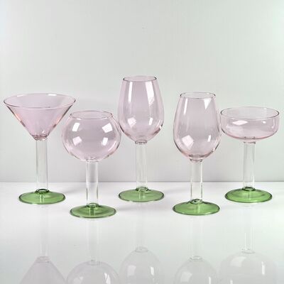 Kwaliteit Hand Blown Borosilicate Stemmed Wine & Cocktail Glass Set, Pink Bowl with Green Hollow Stem Base, Colored Spray Tinted Art Goblets for Bar, Wedding & Table Decor fabriek