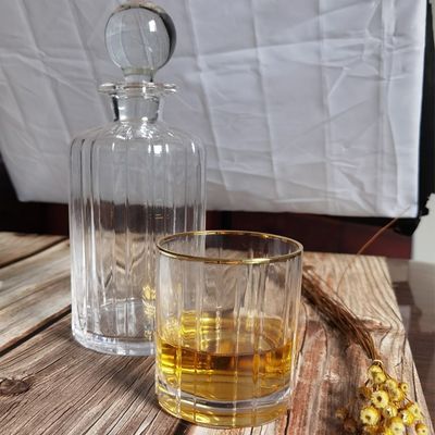 kwaliteit Op maat gemaakte gouden rand, handgemaakte whiskey glazen. fabriek