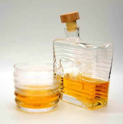 kwaliteit Anti-slip handgemaakt whisky glas met golfpatroon fabriek