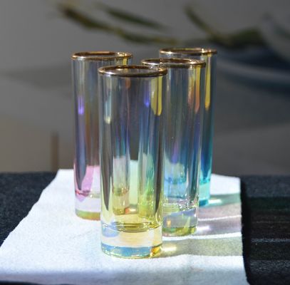 kwaliteit Gepersonaliseerde INS-gradiëntkleur Goud Rimp Unieke Shot Glass Set fabriek