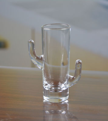 kwaliteit Huwelijksvoorzieningen Crystal 2 Oz Cactus Tequila Shot Glass fabriek
