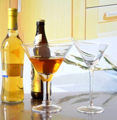 kwaliteit Unieke op maat gemaakte glazen met dikke stam fabriek