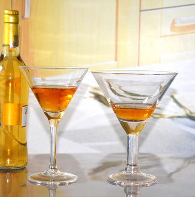 kwaliteit Unieke op maat gemaakte glazen met dikke stam fabriek