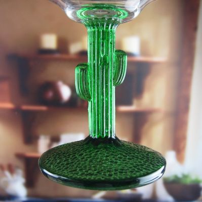 kwaliteit In Cactus Plant Stemed Ronde Vintage Martini Glassen fabriek