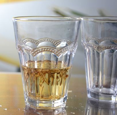 kwaliteit Stemloze embossed meervoudige tangent 10 oz glazen tumbler fabriek