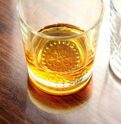 kwaliteit Groothandel Concise Tumbler Drinkglassen Op maat gemaakte bloemenpatroon dubbele oude glasbeker fabriek