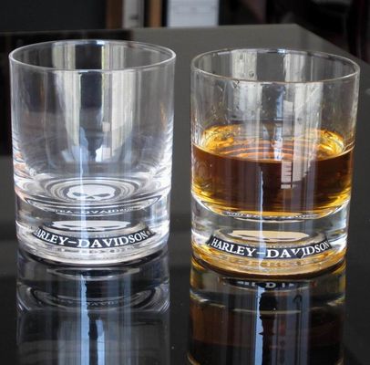 kwaliteit Logos, afgedrukte bodem Whiskey Tumbler Glas, Crystal Scotch Glassen Voor Brands Gift fabriek