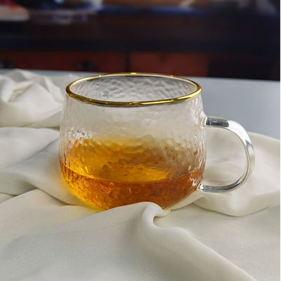 kwaliteit Borosilicaat gehamerde textuur Tumbler Drinkglasjes met gouden rand fabriek